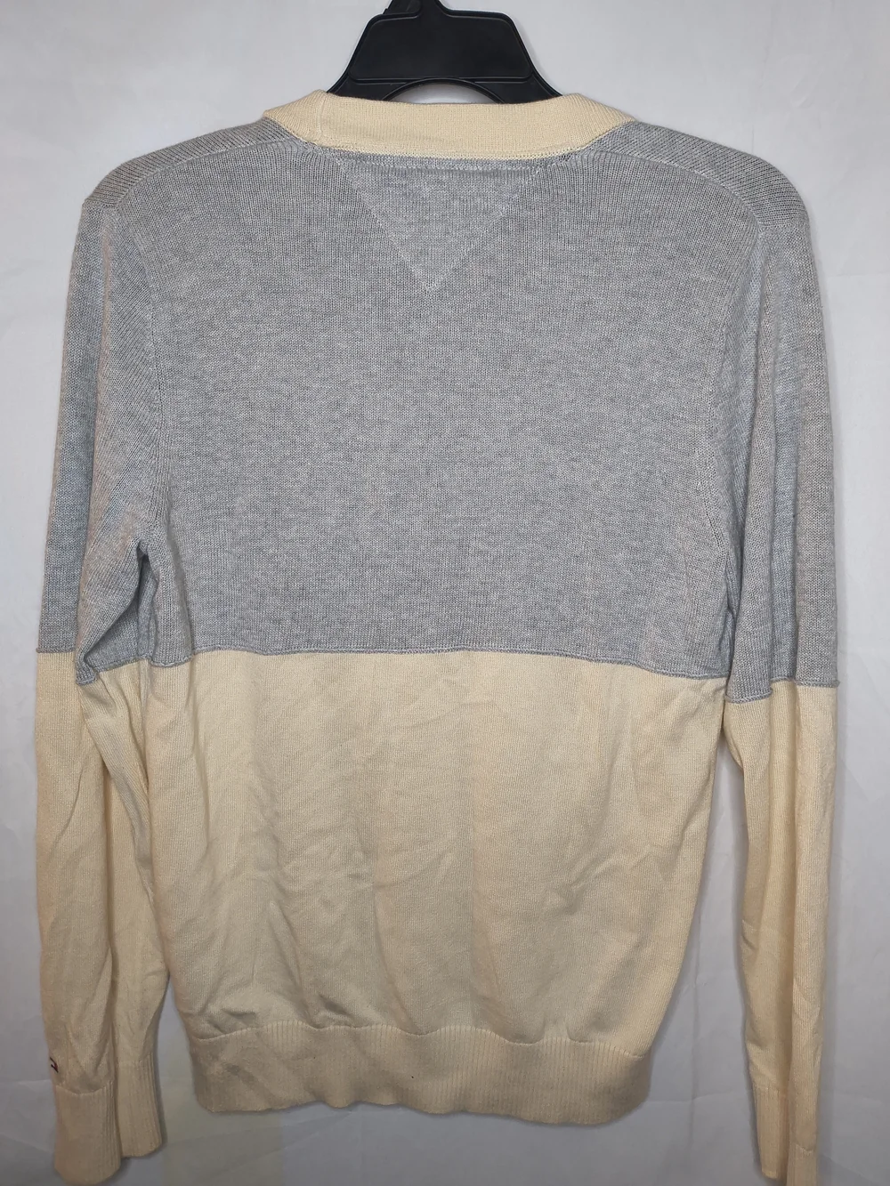 Tommy Hilfiger Two-Tone Gray and Cream V-Neck Cardigan